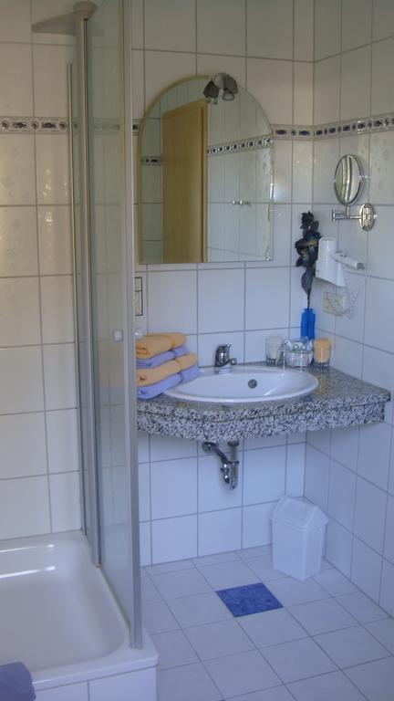 Hotel garni Hopfengold Wolnzach Exteriör bild